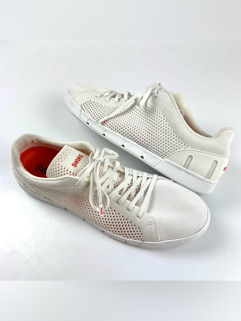 Swims Men's White Breeze Tennis Knit Sneakers Size 15 US Lightweight Breathable